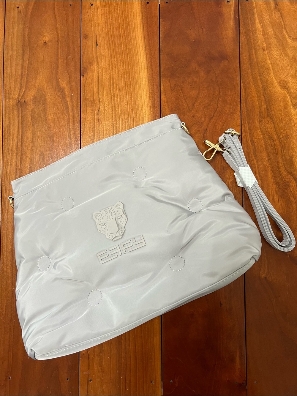 EFFY Design Lightweight Quilted Crossbody Bag (for VIPs) in Light Gray—NWOT!